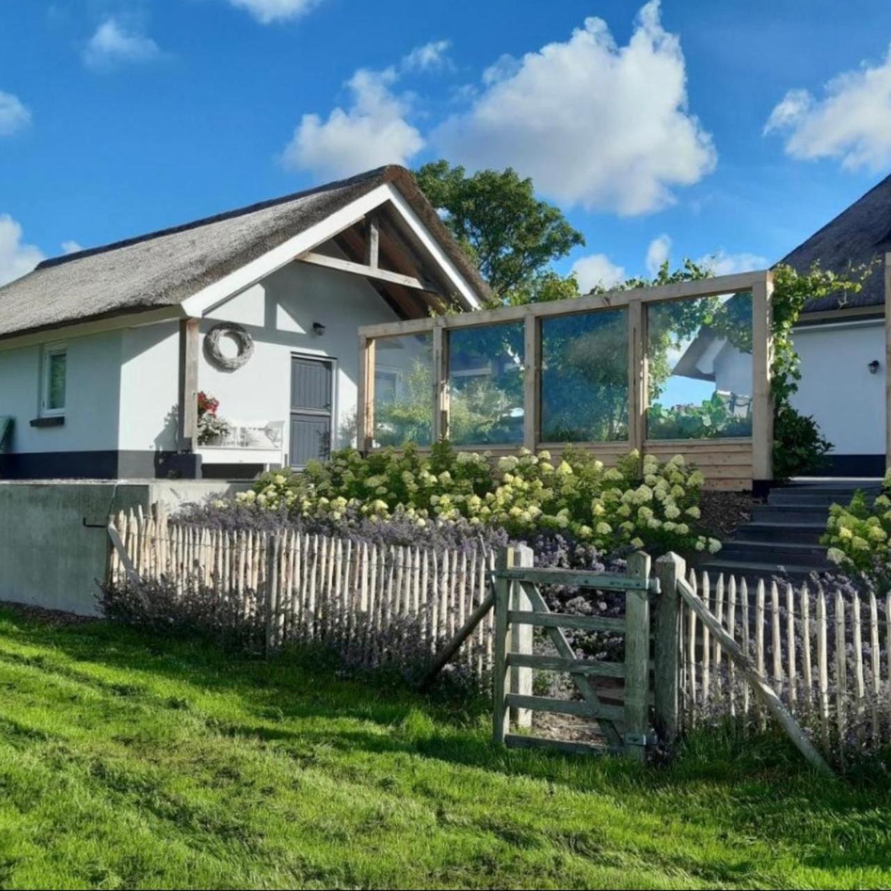Kamperveen Aan De Hoge Weg B&B 외부 사진